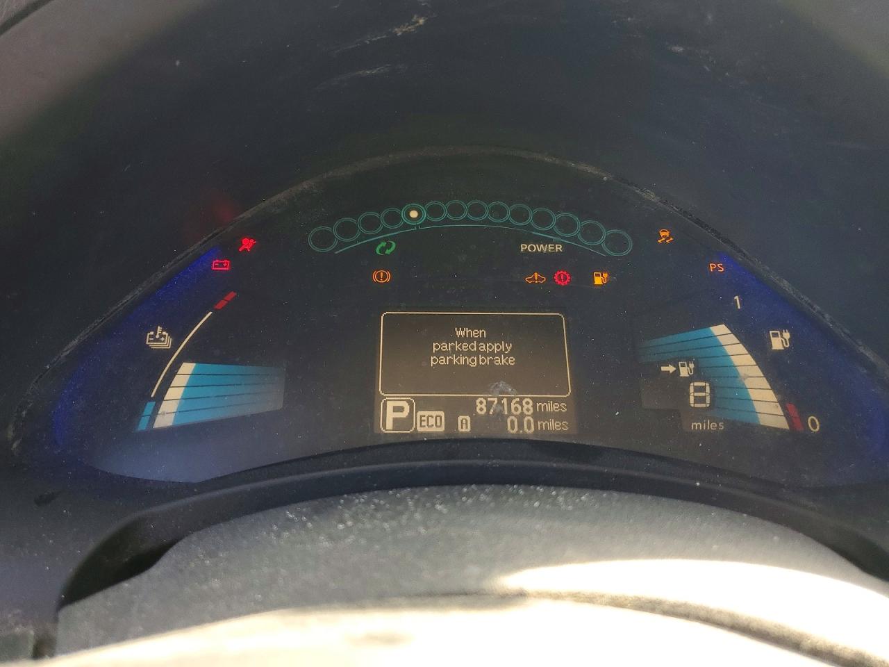 2016 NISSAN LEAF