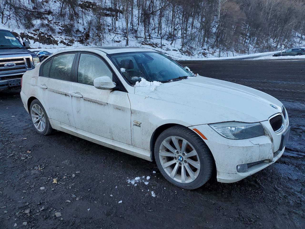 2011 BMW 3 SERIES