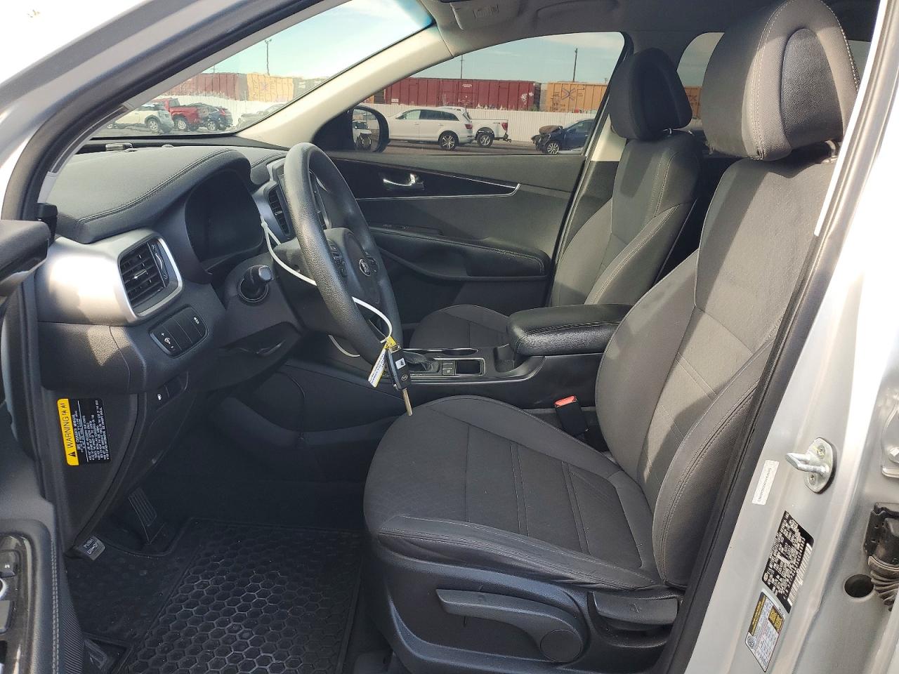 2016 KIA SORENTO
