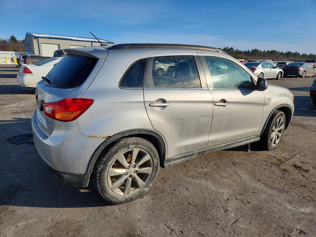 2013 MITSUBISHI OUTLANDER