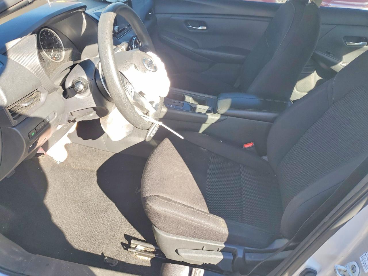 2023 NISSAN SENTRA