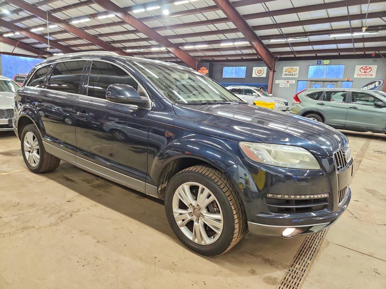 2011 AUDI Q7