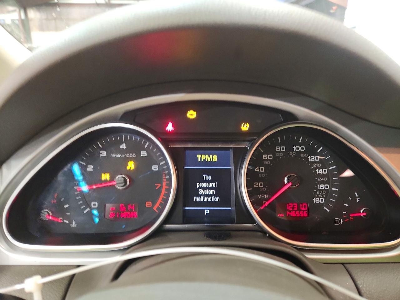 2011 AUDI Q7