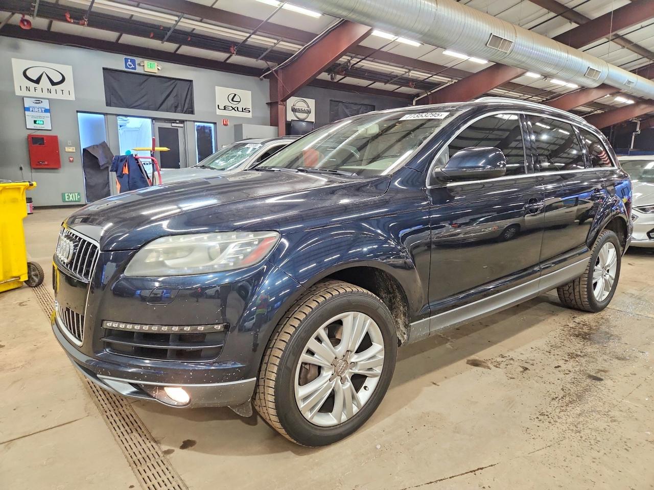 2011 AUDI Q7