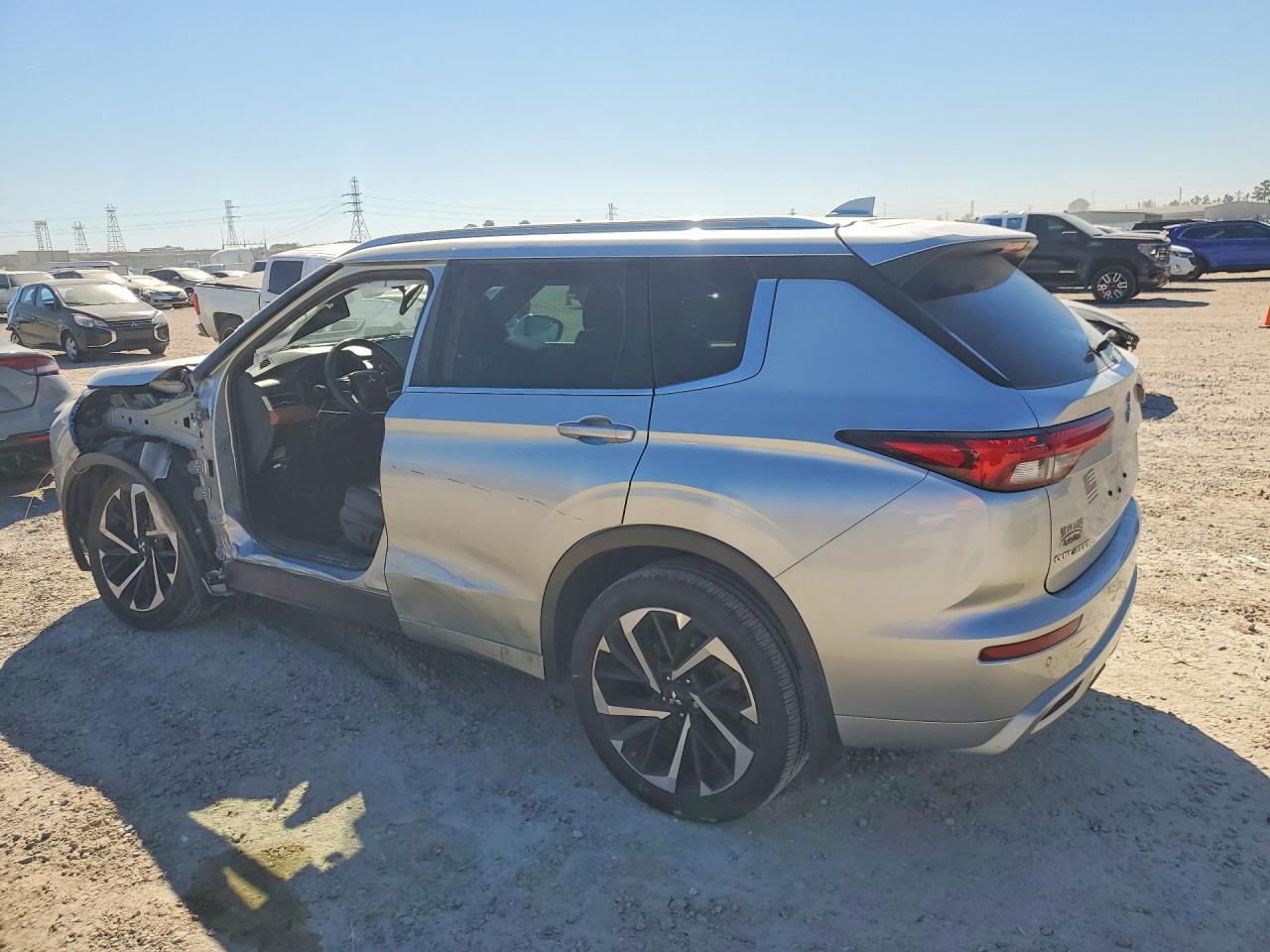 2022 MITSUBISHI OUTLANDER