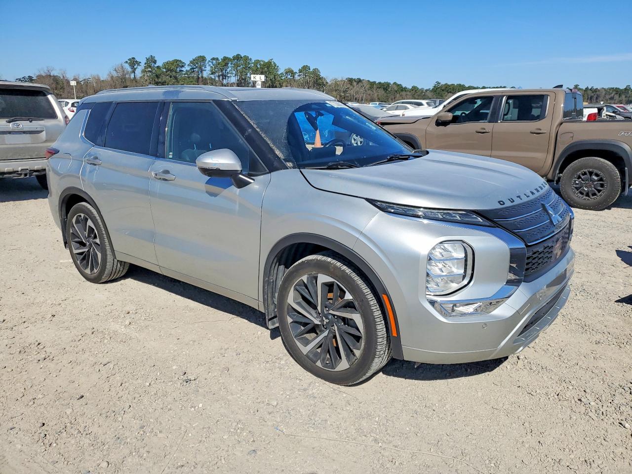 2022 MITSUBISHI OUTLANDER