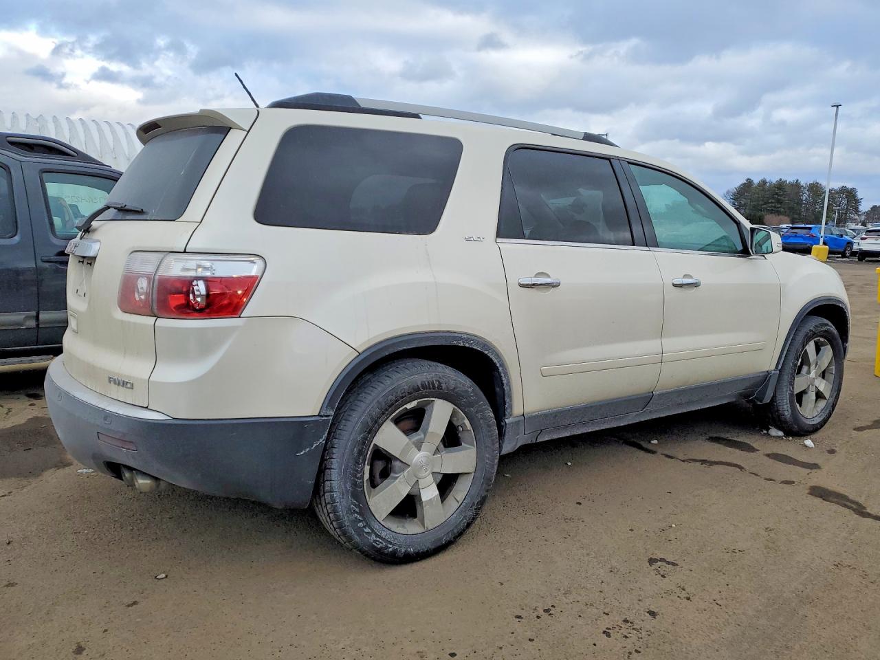2011 GMC ACADIA