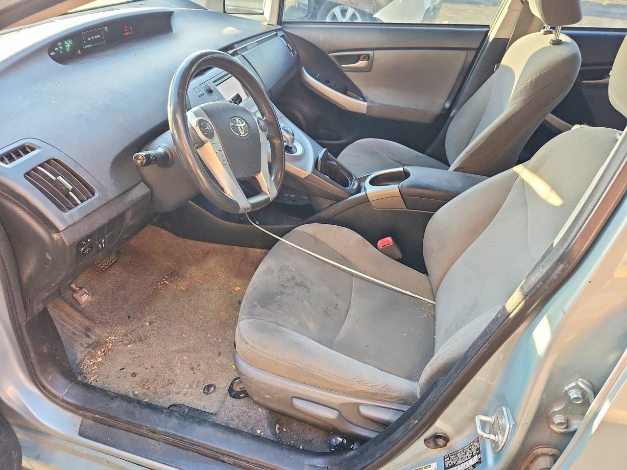 2013 TOYOTA PRIUS