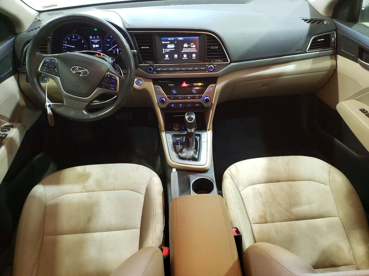 2017 HYUNDAI ELANTRA