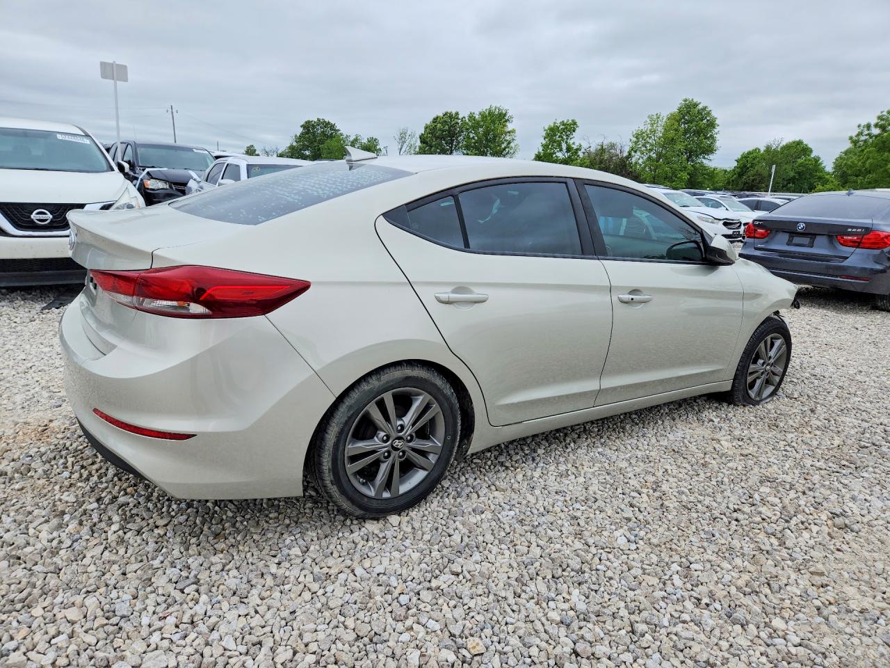 2017 HYUNDAI ELANTRA