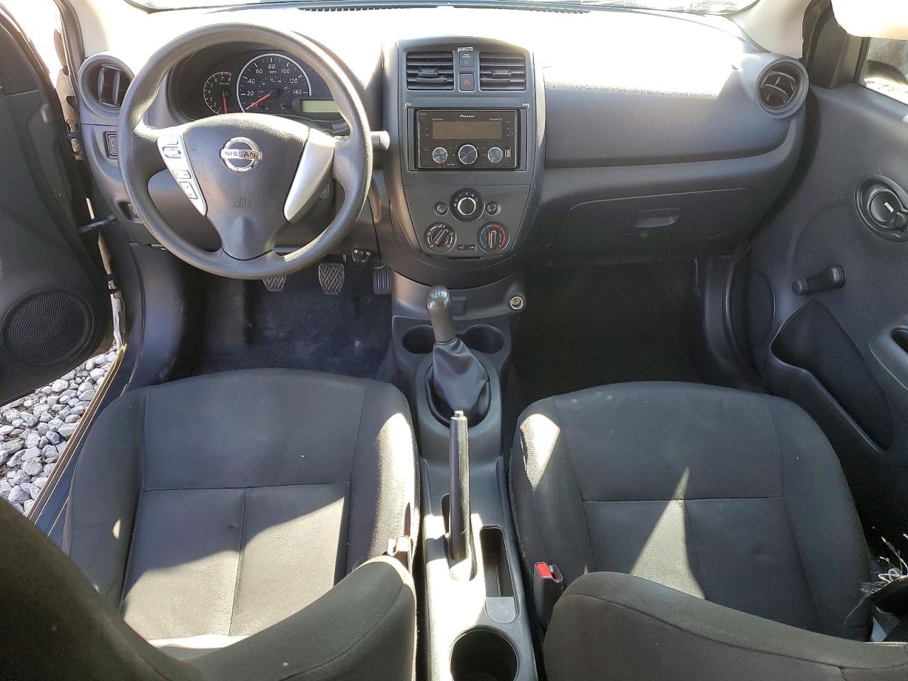 2017 NISSAN VERSA