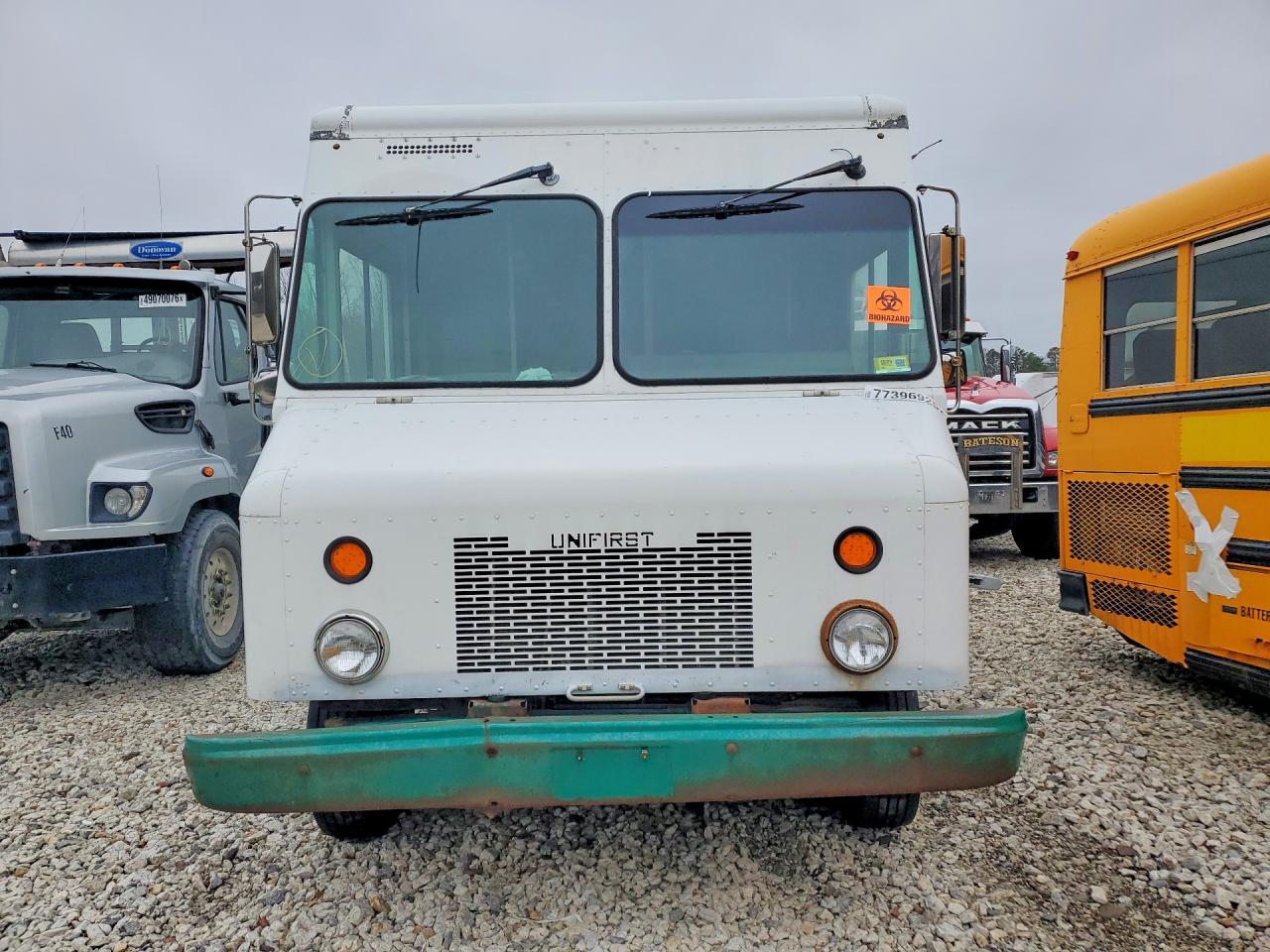 2009 WORKHORSE ALL MODELS