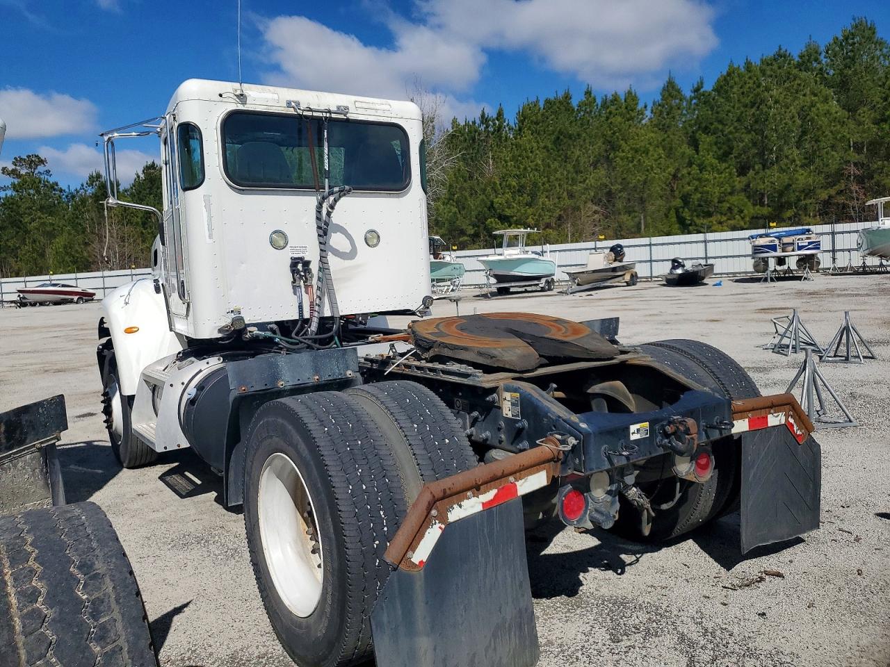 2016 PETERBILT UNKNOWN