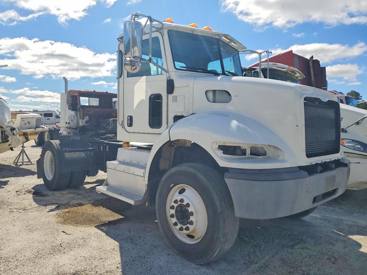 2016 PETERBILT UNKNOWN