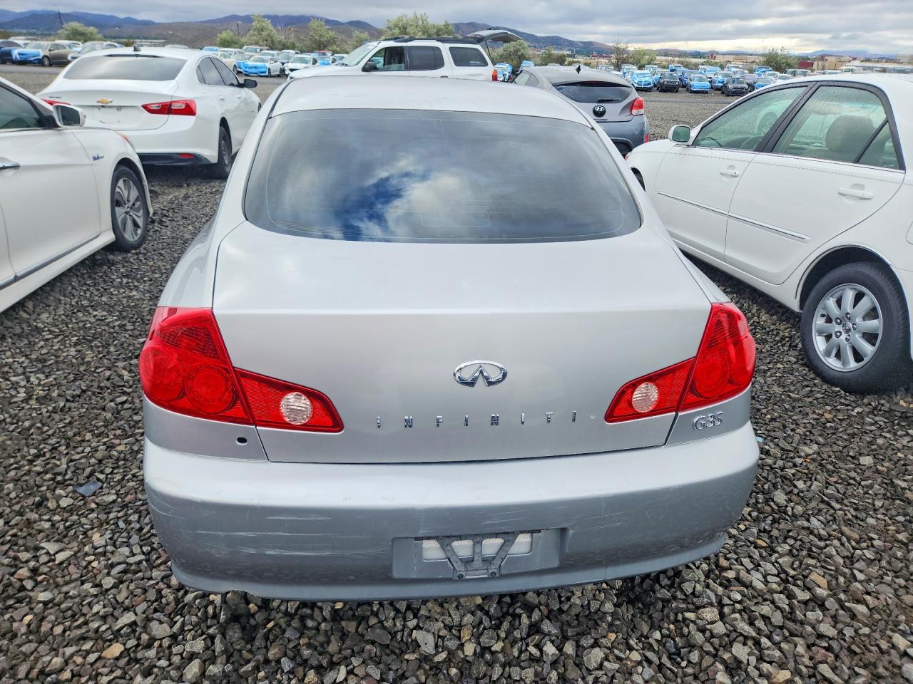 2005 INFINITI G35 BASE