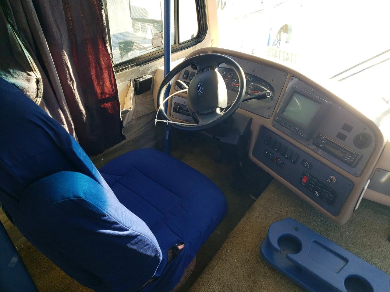 2003 FORD F550