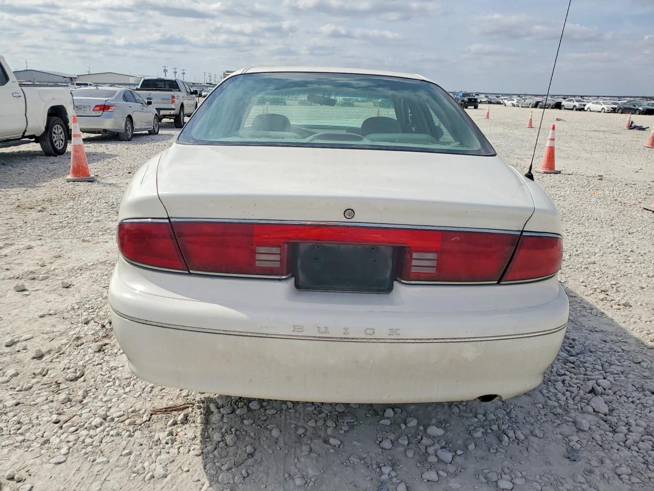2003 BUICK CENTURY