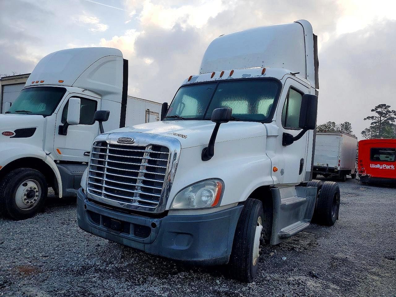 2016 FREIGHTLINER ALL OTHER