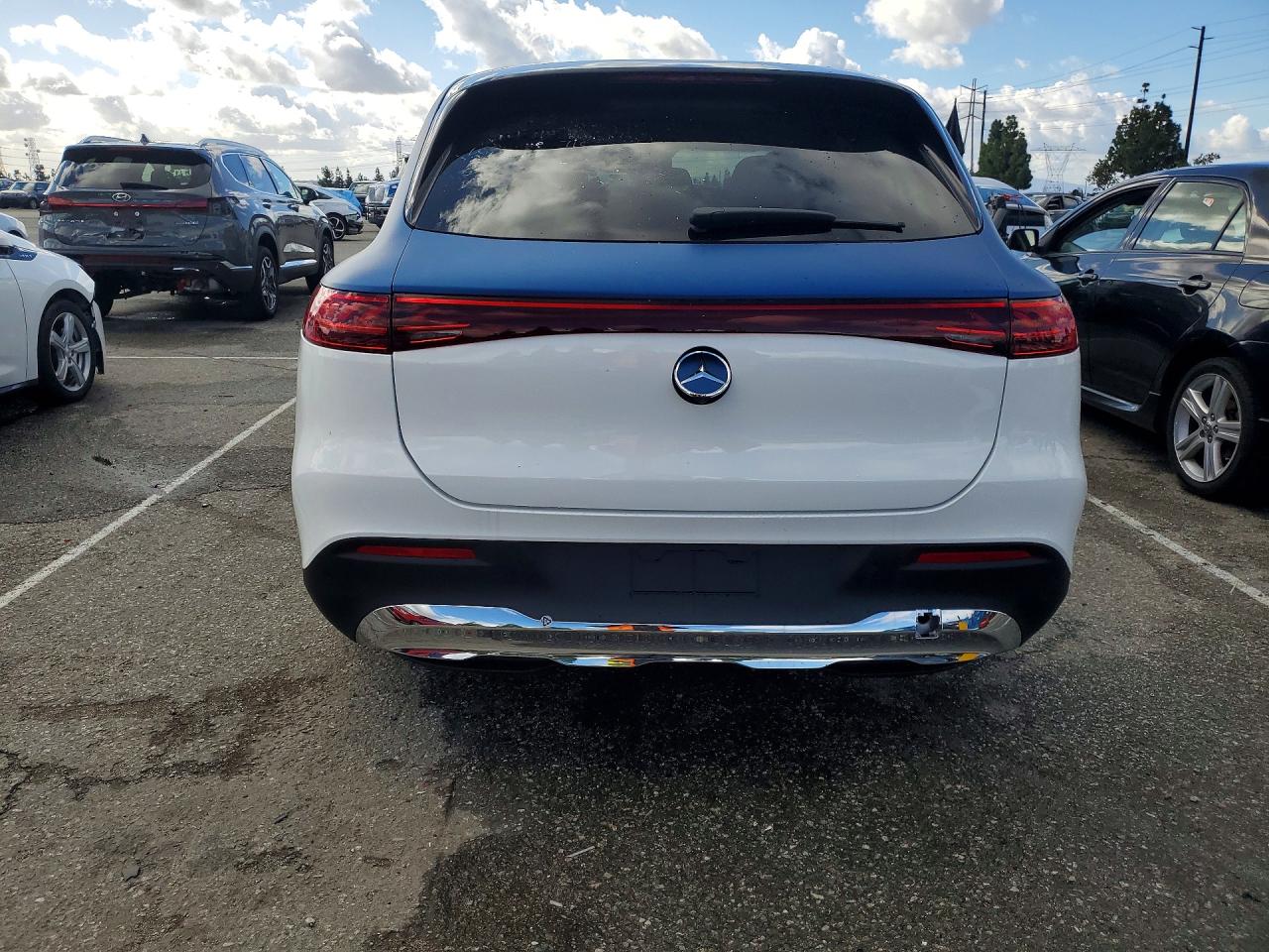 2024 MERCEDES BENZ EQS SUV 45