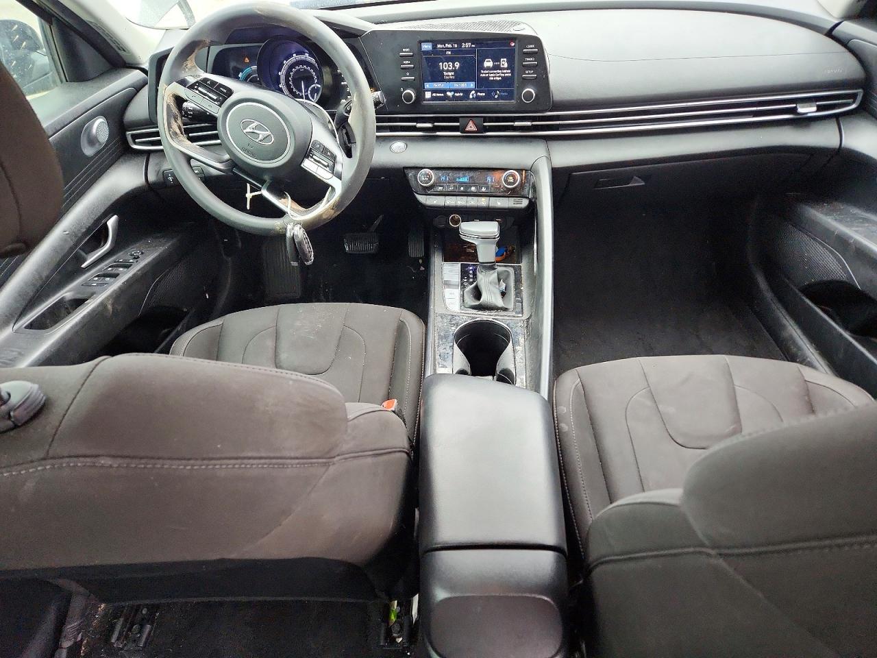 2023 HYUNDAI ELANTRA