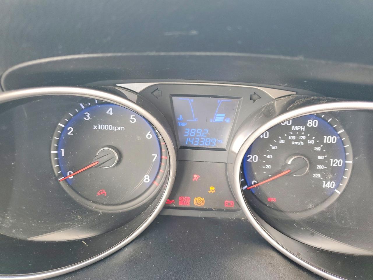 2010 HYUNDAI TUCSON