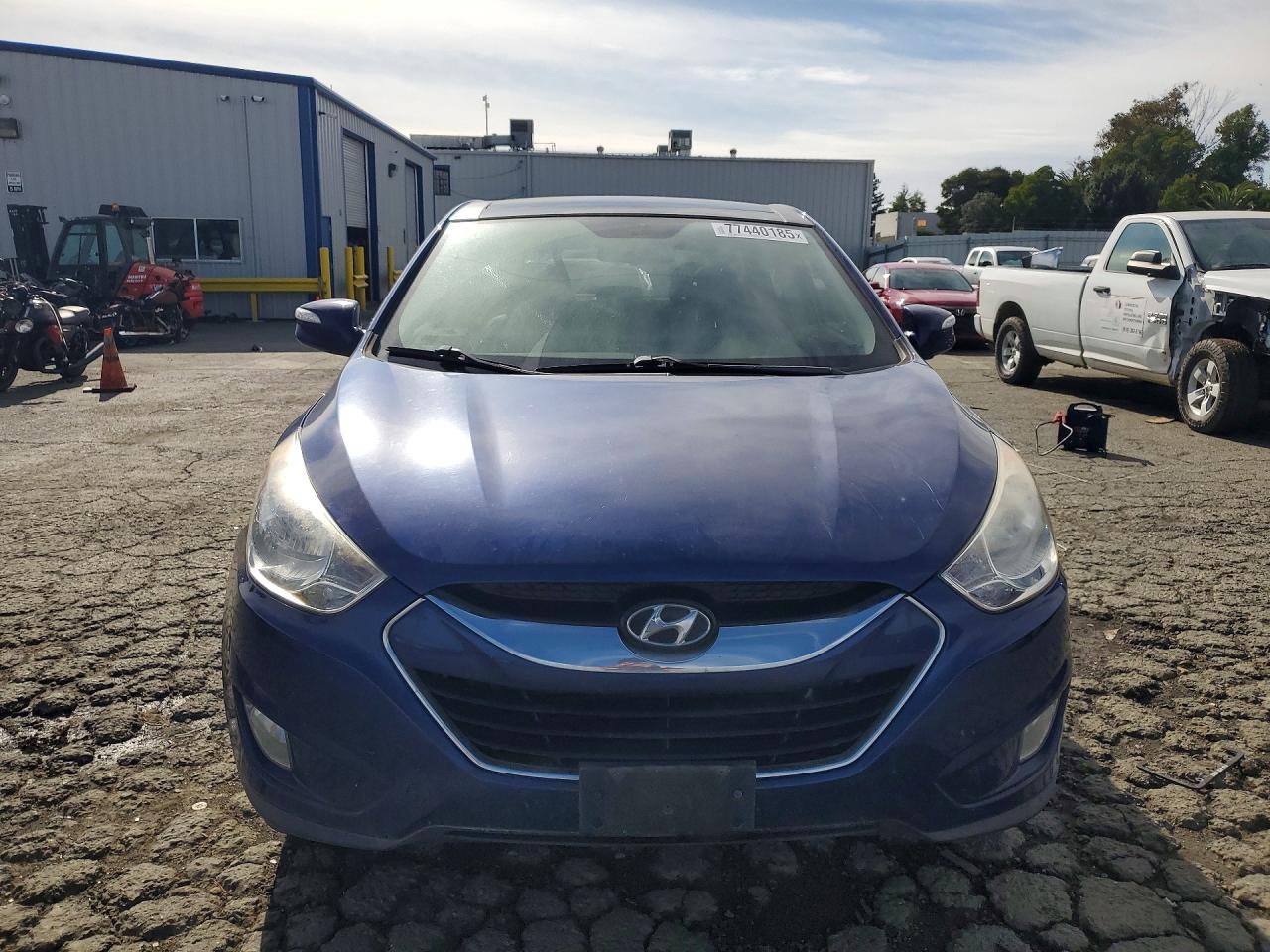 2010 HYUNDAI TUCSON