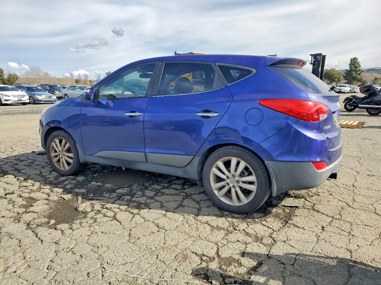 2010 HYUNDAI TUCSON