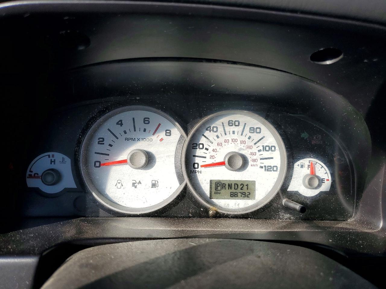 2005 FORD ESCAPE