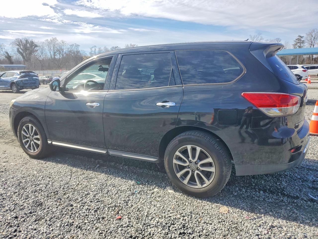 2013 NISSAN PATHFINDER