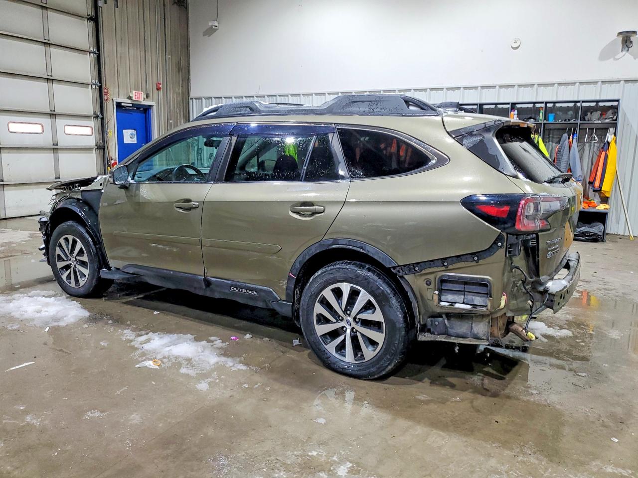 2020 SUBARU OUTBACK