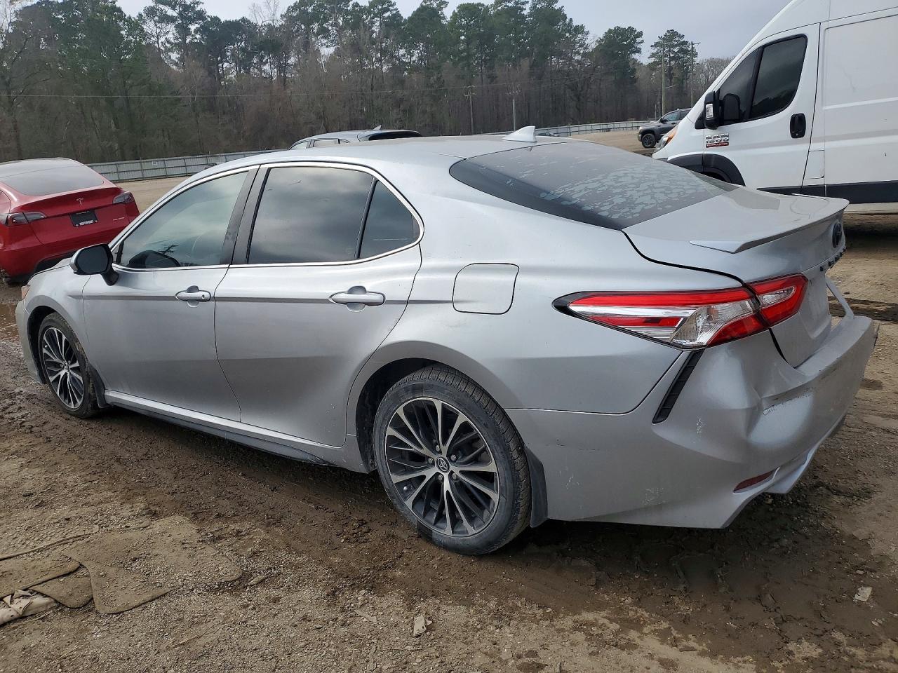 2020 TOYOTA CAMRY