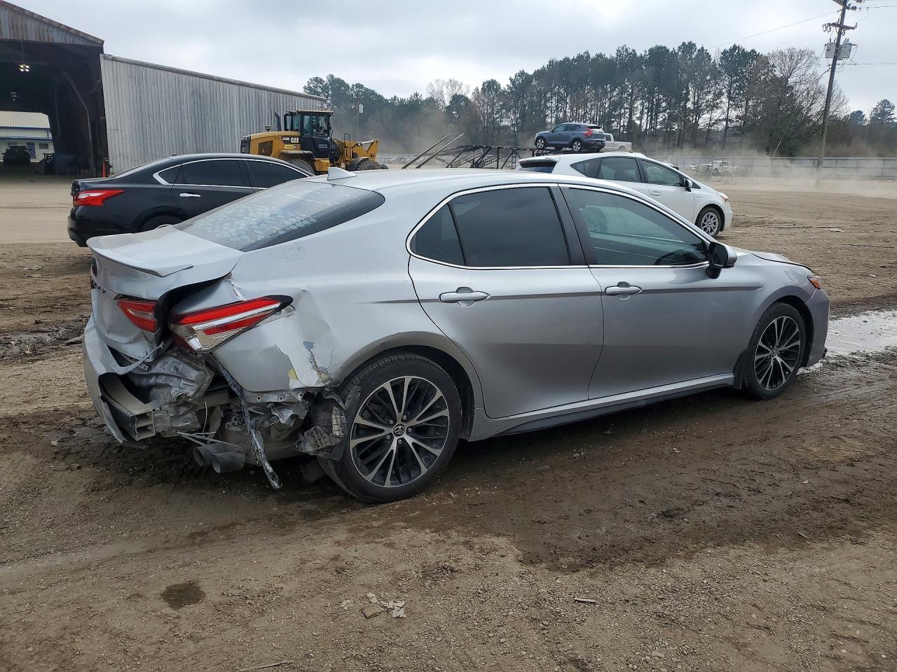 2020 TOYOTA CAMRY