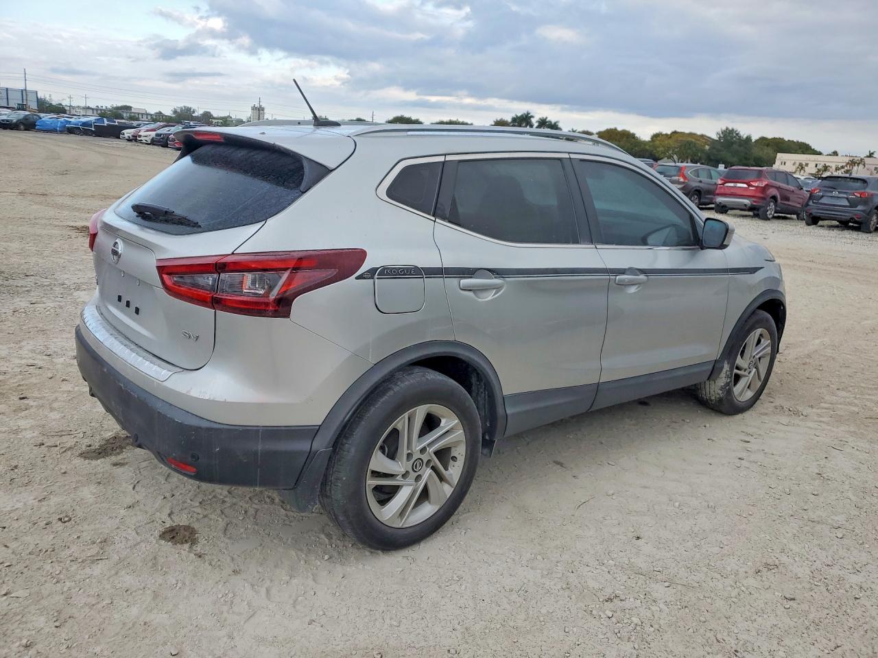 2021 NISSAN ROGUE