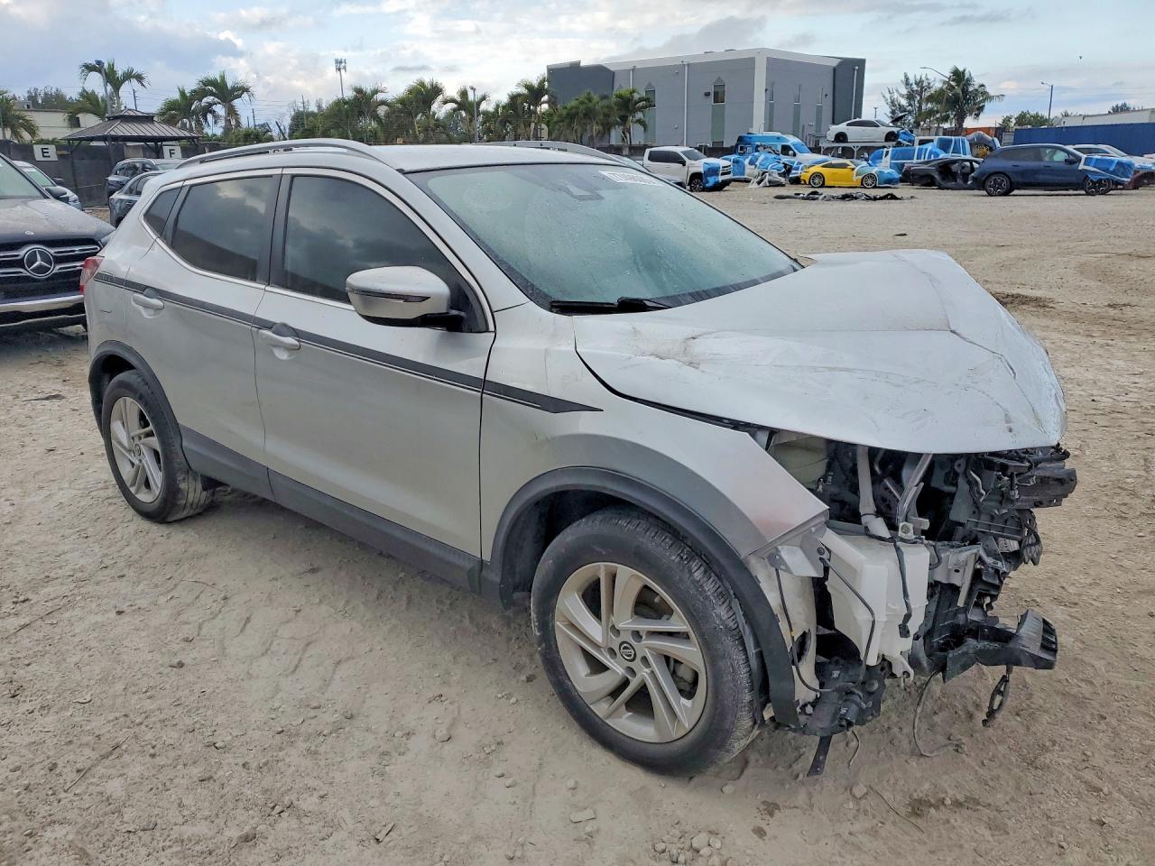 2021 NISSAN ROGUE