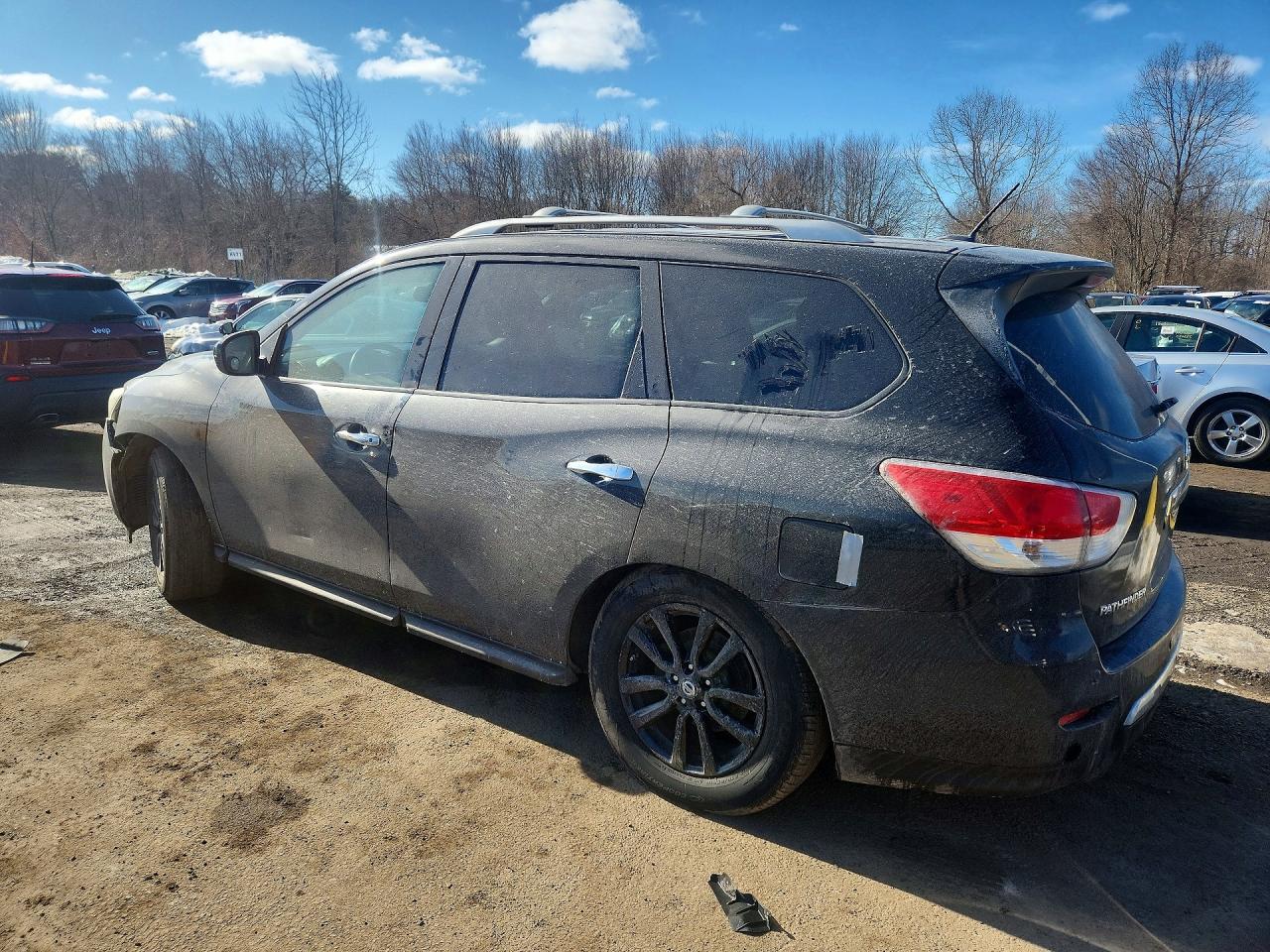 2016 NISSAN PATHFINDER