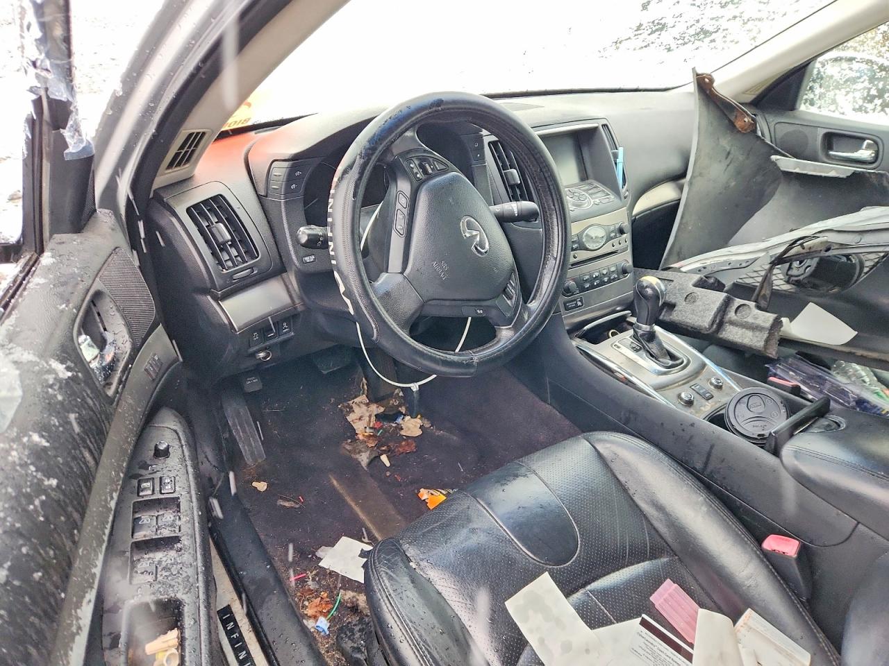 2012 INFINITI G37