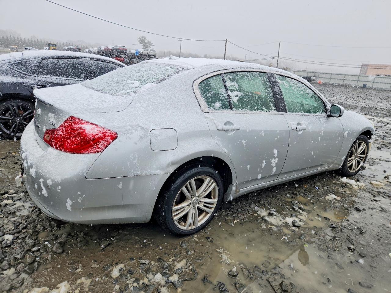 2012 INFINITI G37