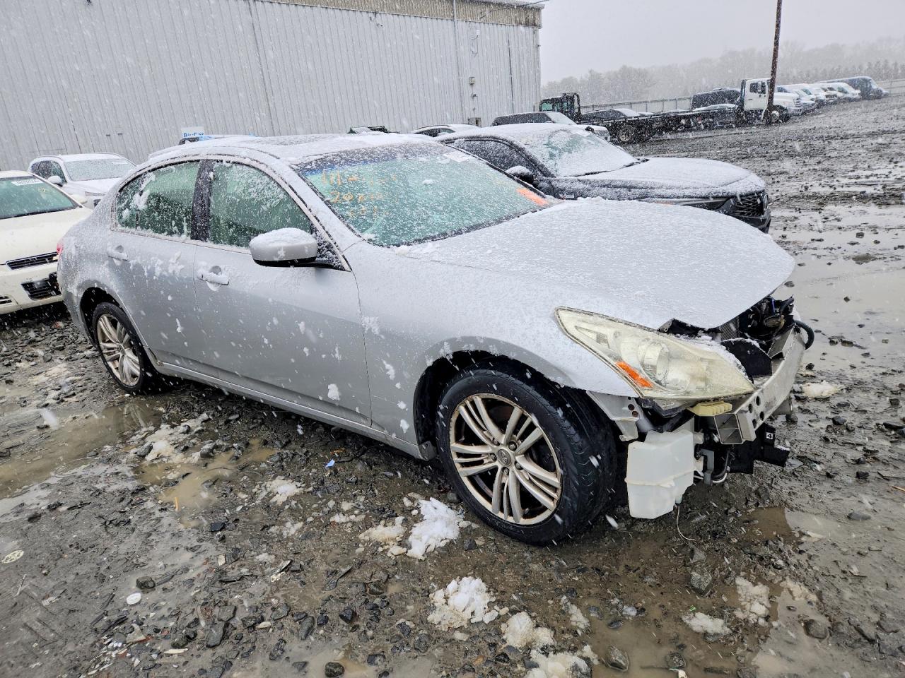 2012 INFINITI G37