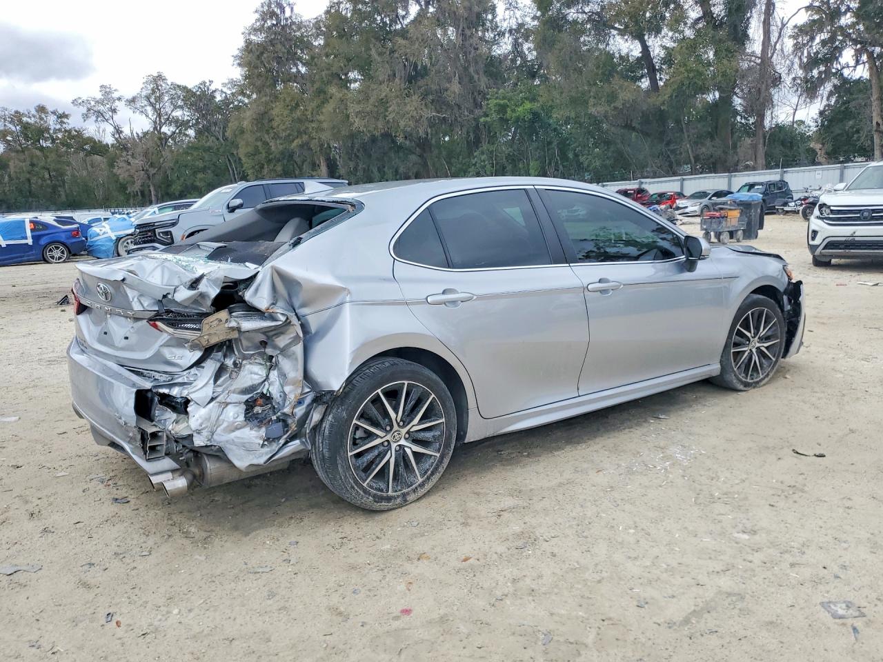 2022 TOYOTA CAMRY