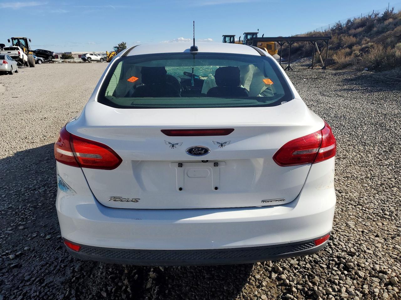 2016 FORD FOCUS