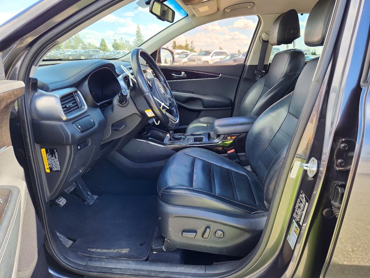 2017 KIA SORENTO