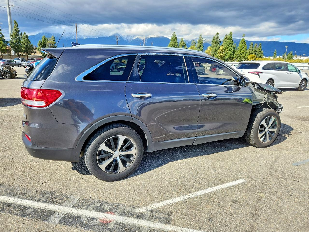 2017 KIA SORENTO