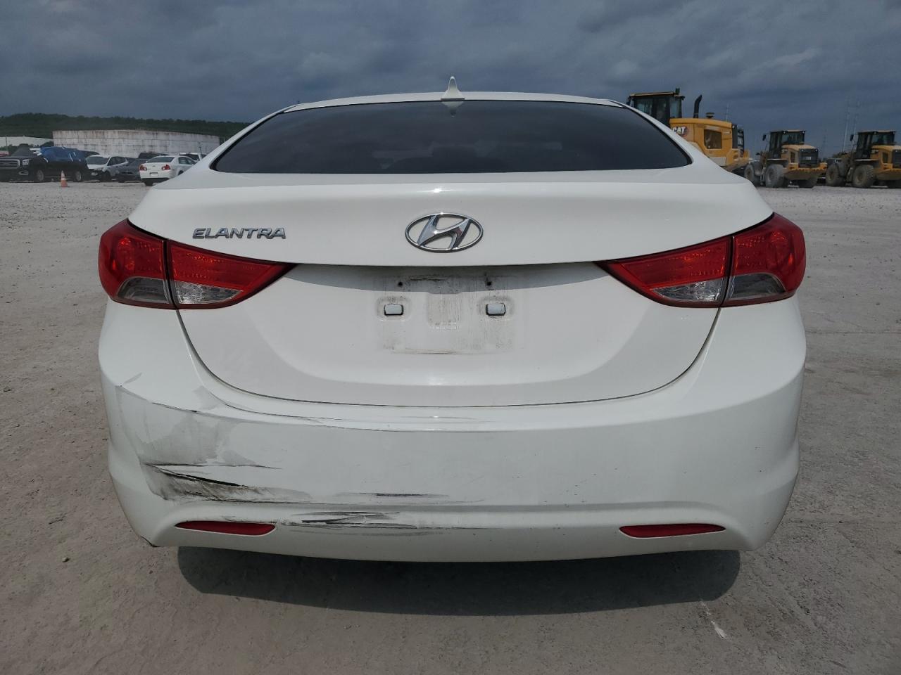 2013 HYUNDAI ELANTRA