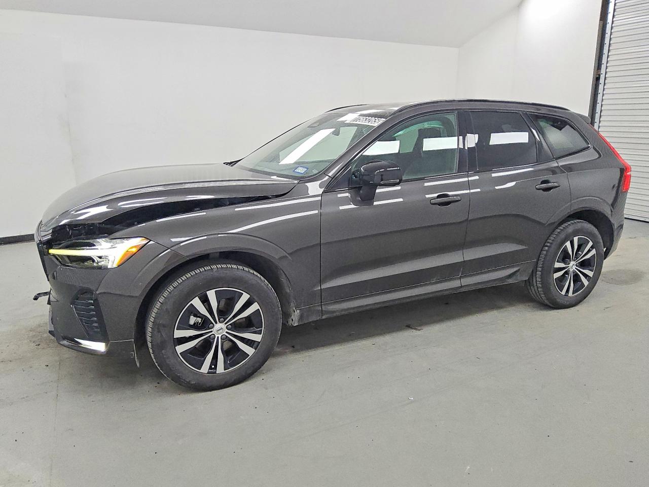 2025 VOLVO XC60 CORE