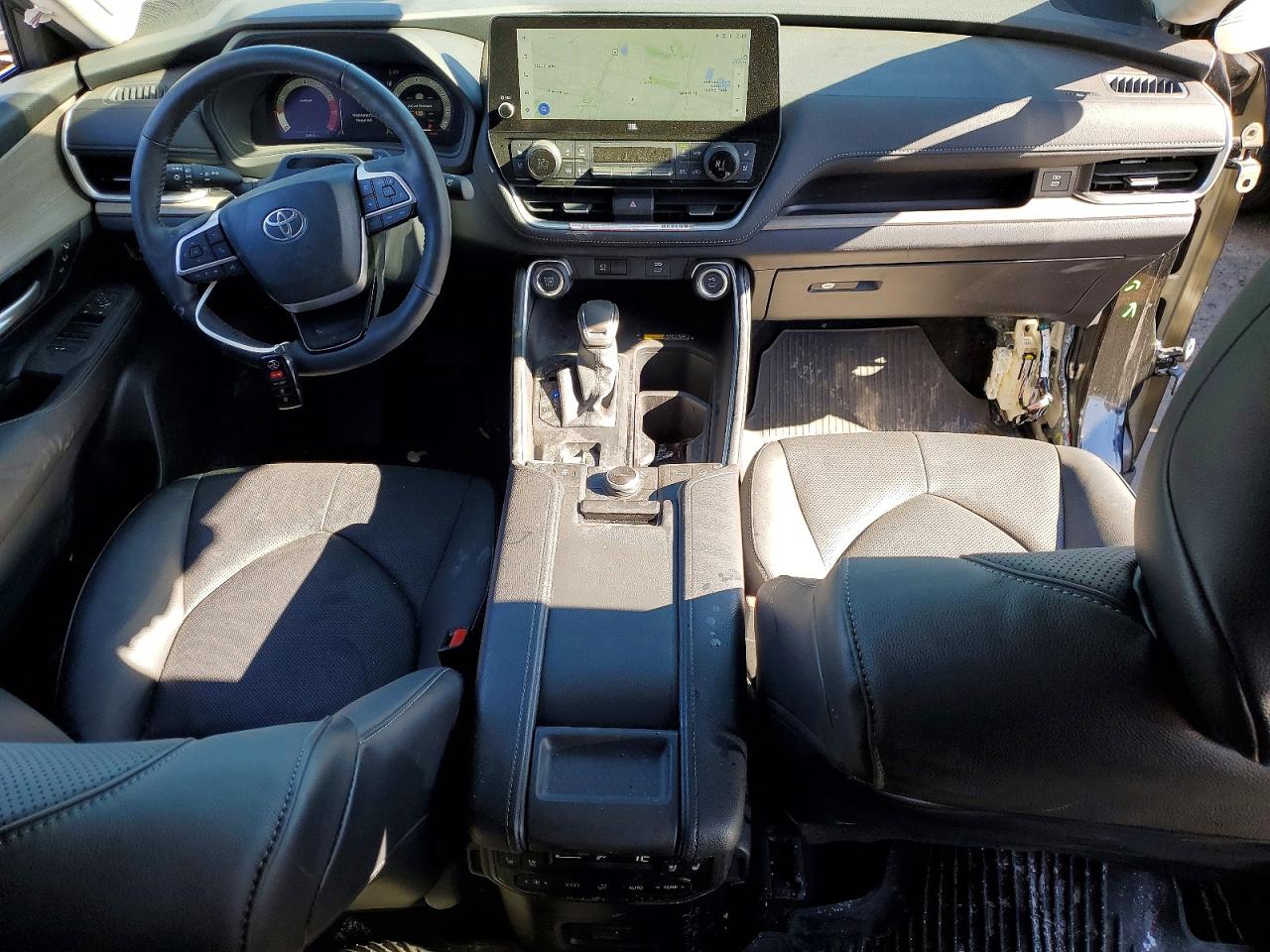 2025 TOYOTA GRAND HIGH