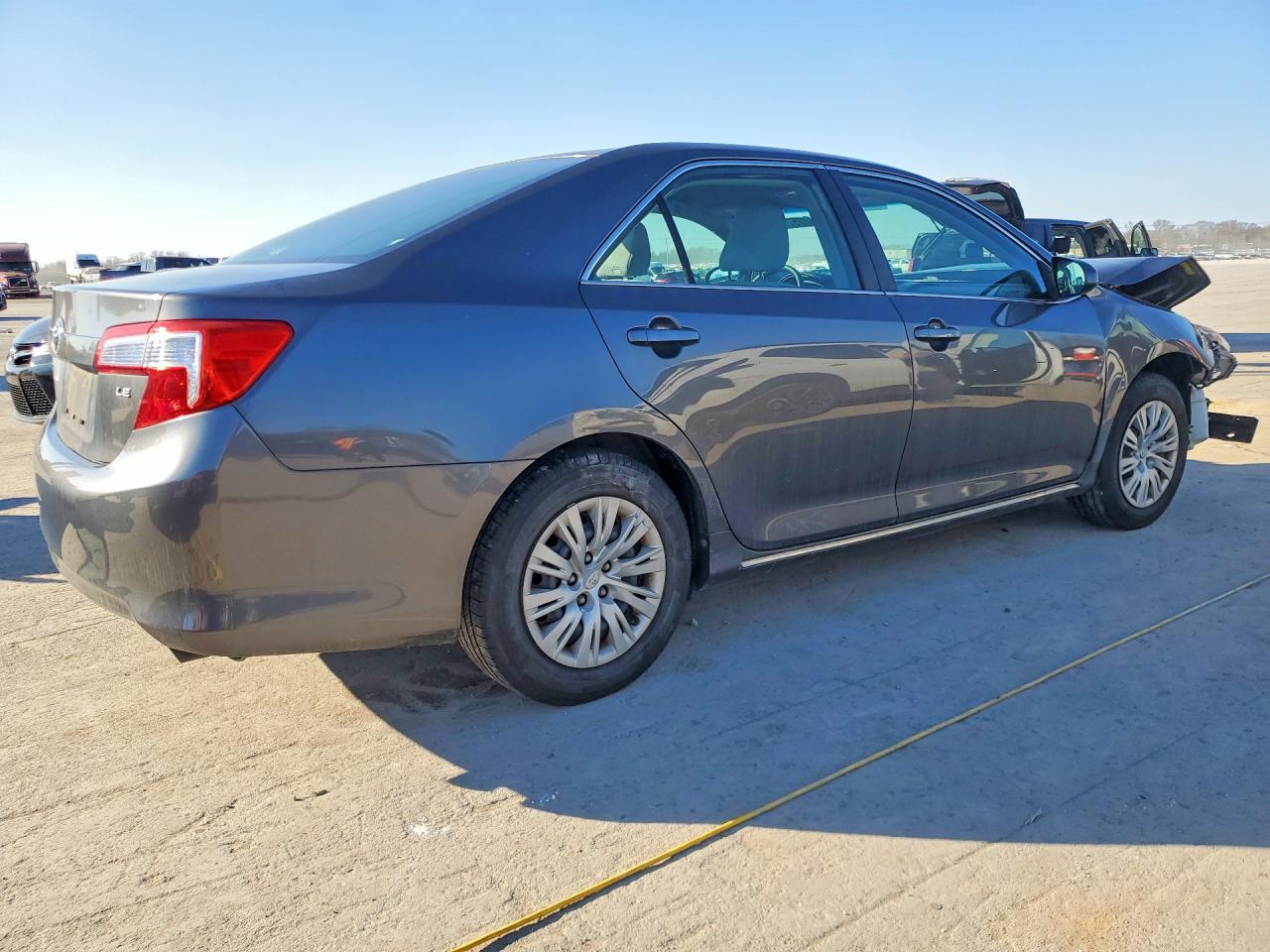2013 TOYOTA CAMRY