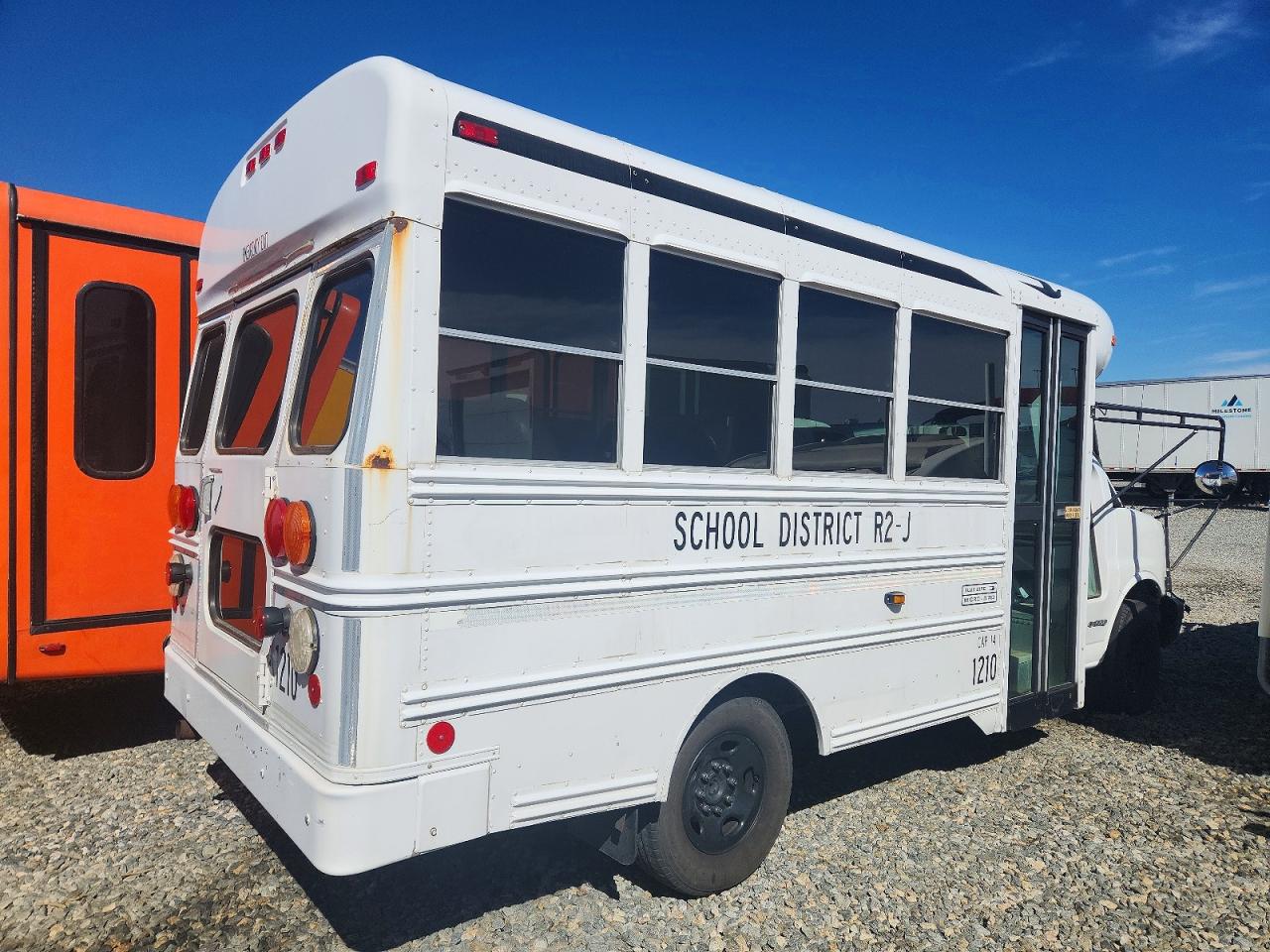2005 BLUEBIRD SCHOOL BUS