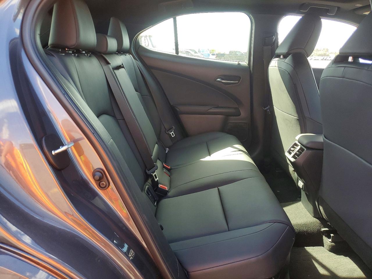 2025 LEXUS UX 300H BA