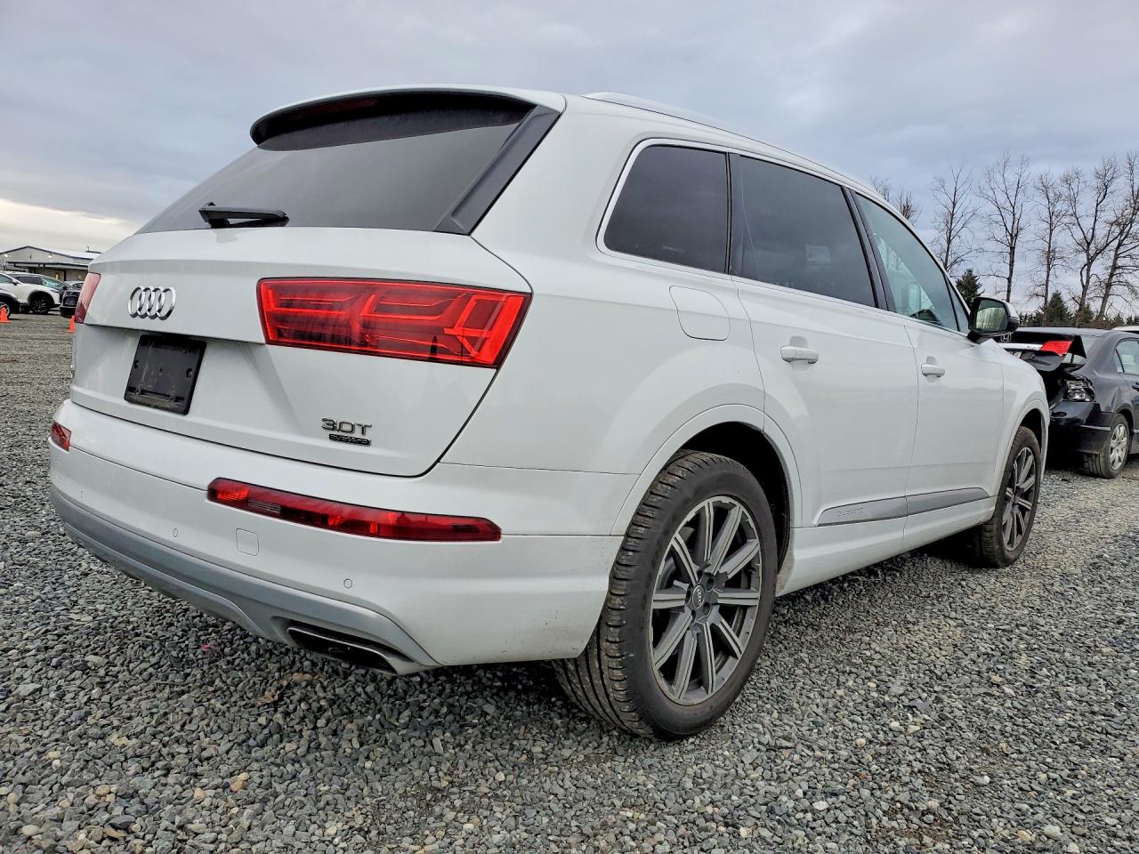 2017 AUDI Q7