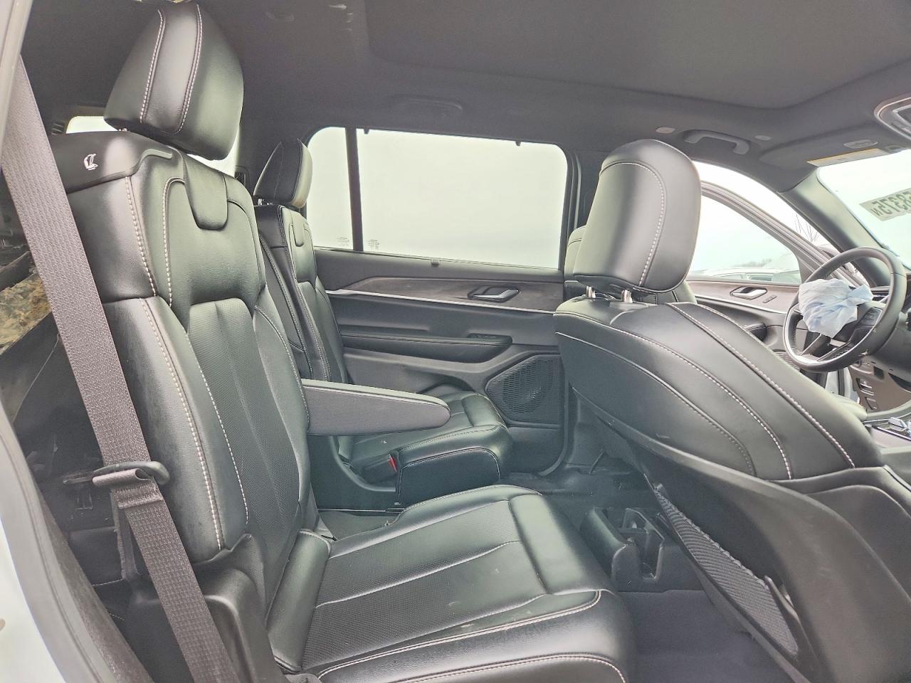 2024 JEEP CHEROKEE